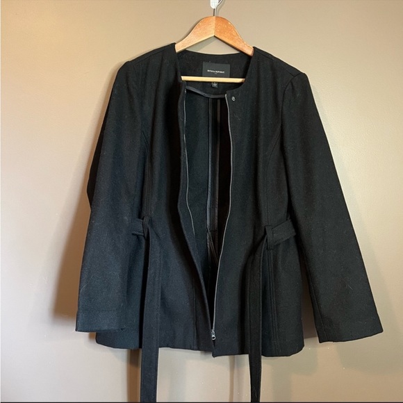 Gorgeous Flattering Banana republic Wool Pea Coat in Black - Picture 4 of 12